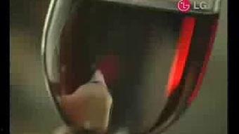 国产公园艳遇视频,国产浪漫瞬间，揭秘公园艳遇故事  第2张