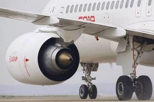 国产大飞机开箱视频播放,匠心独运，翱翔蓝天