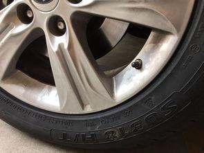 5系更换国产轮胎视频,宝马5系轮胎更换实拍解析